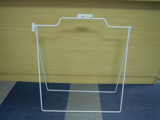 A Frame 24 x 18 Metal White